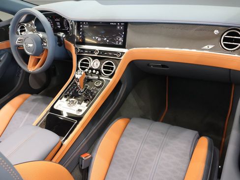 New 2026 Bentley Continental GTC AWD/4WD image 10
