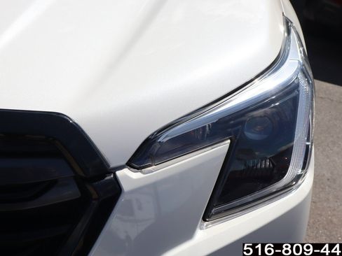 Used 2023 Subaru Forester Limited AWD/4WD image 11