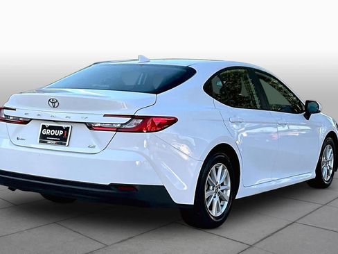 Used 2025 Toyota Camry LE FWD image 13