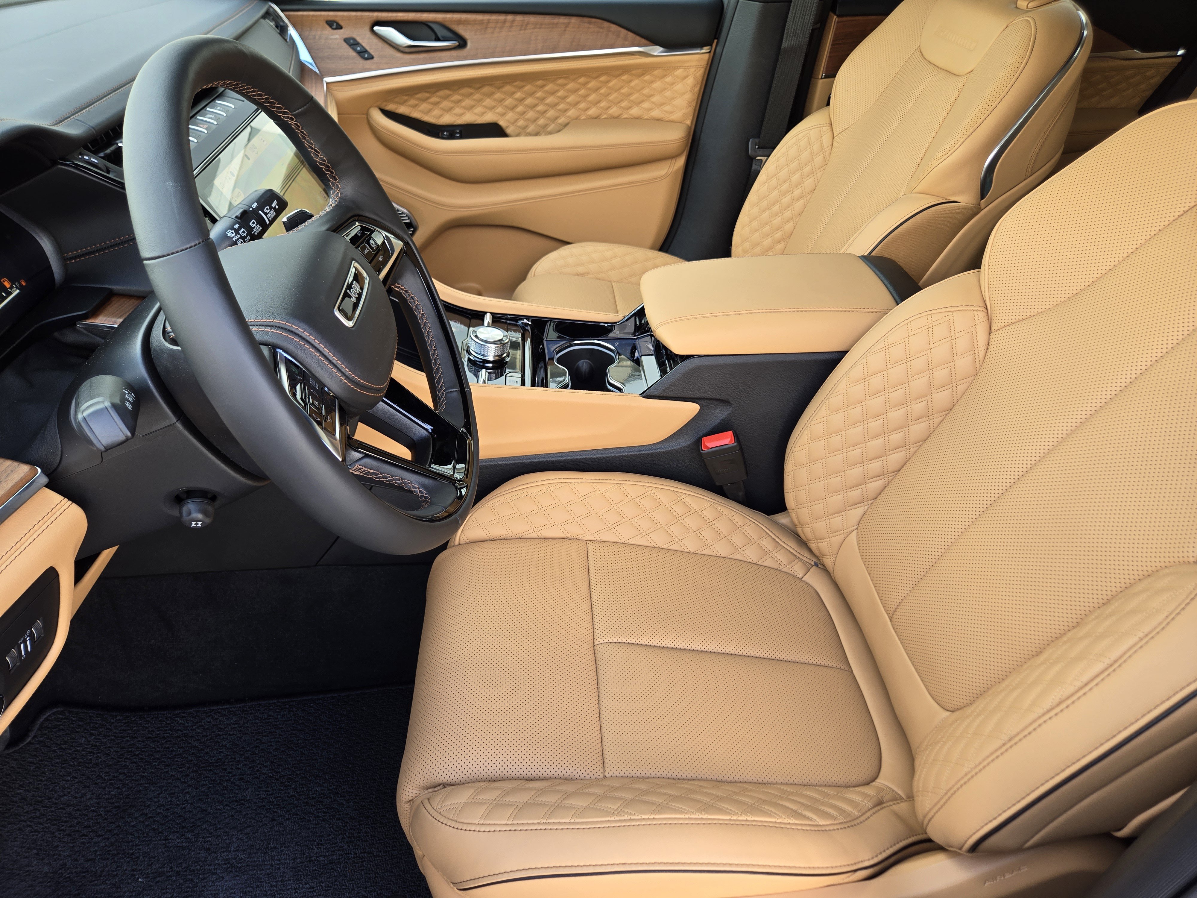 New 2027 Jeep Grand Cherokee Summit AWD/4WD image 11
