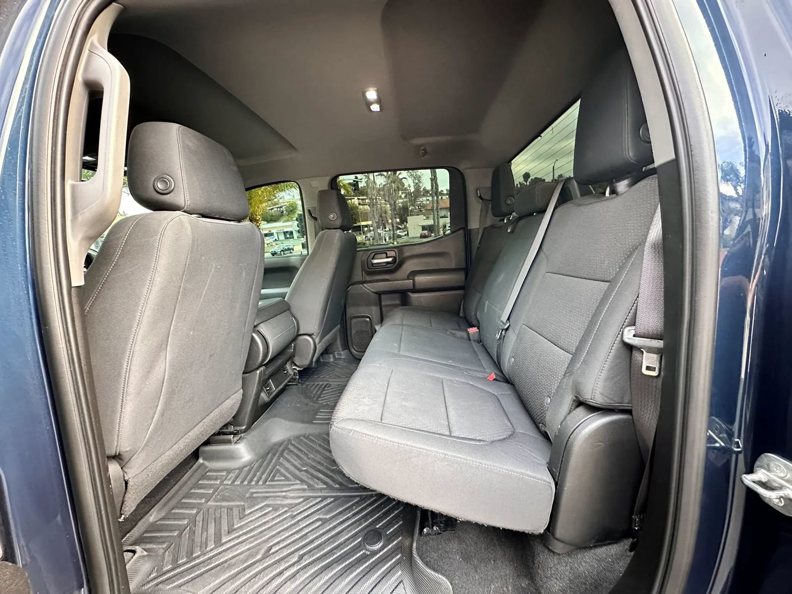 Used 2020 Chevrolet Silverado 1500 Custom w/ Custom Value Package RWD image 19