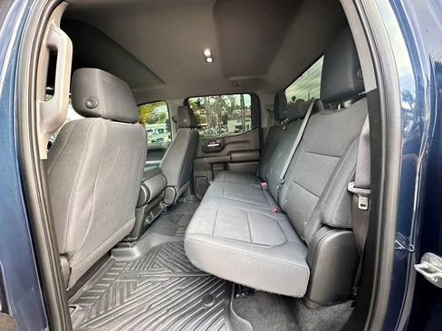 Used 2020 Chevrolet Silverado 1500 Custom w/ Custom Value Package RWD image 19