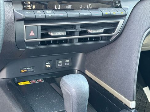 Used 2026 Toyota Camry LE FWD image 25
