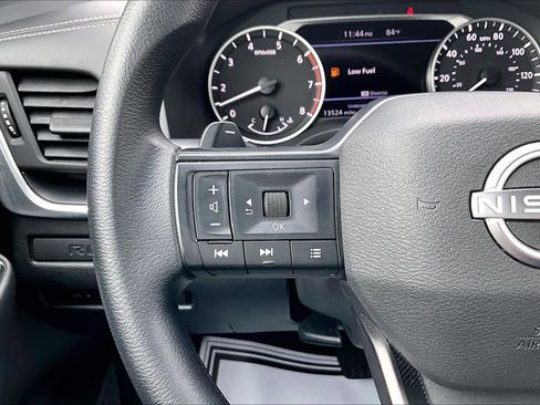 Certified 2025 Nissan Rogue S image 22