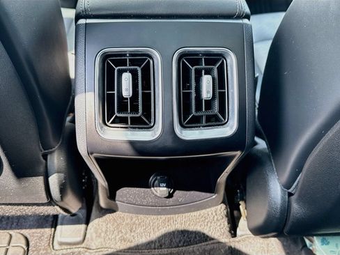Certified 2024 Kia Sorento S w/ Panoramic Sunroof Package AWD/4WD image 26
