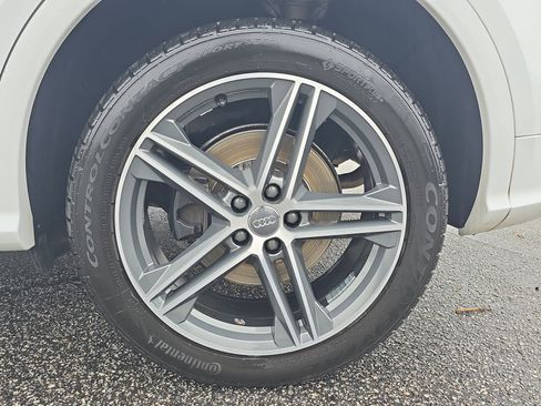 Used 2018 Audi SQ5 Premium Plus image 32