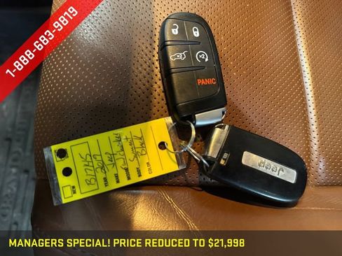 Used 2019 Jeep Grand Cherokee Summit AWD/4WD image 28