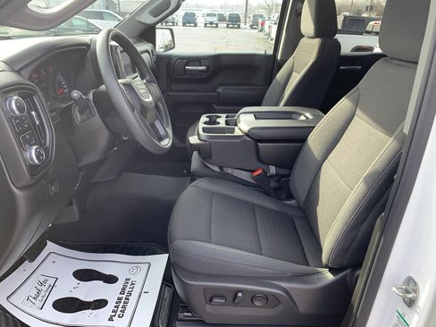 Used 2023 GMC Sierra 1500 Pro w/ Graphite Edition image 9