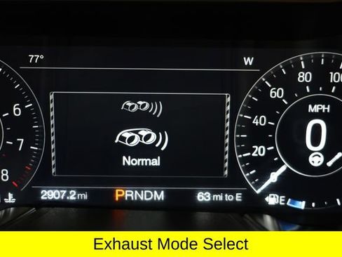 Used 2022 Ford Mustang Shelby GT500 w/ Carbon Fiber Track Pack image 31