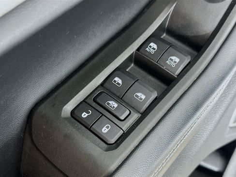 Used 2021 Jeep Grand Cherokee L Limited AWD/4WD image 17