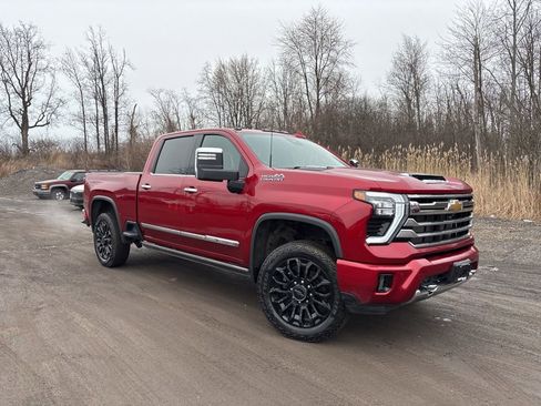 Used 2024 Chevrolet Silverado 2500 High Country w/ High Country Premium Package AWD/4WD image 1