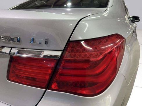 Used 2012 BMW 740Li RWD image 15