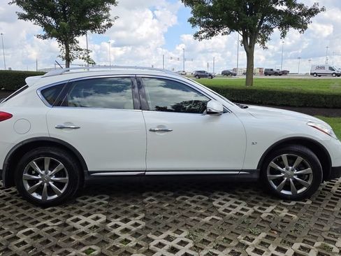 Used 2017 INFINITI QX50 AWD w/ Premium Package image 5