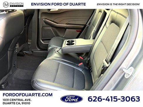 New 2025 Ford Escape SE image 25