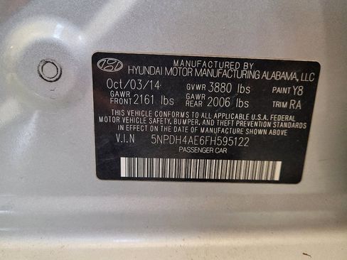 Used 2015 Hyundai Elantra SE image 33