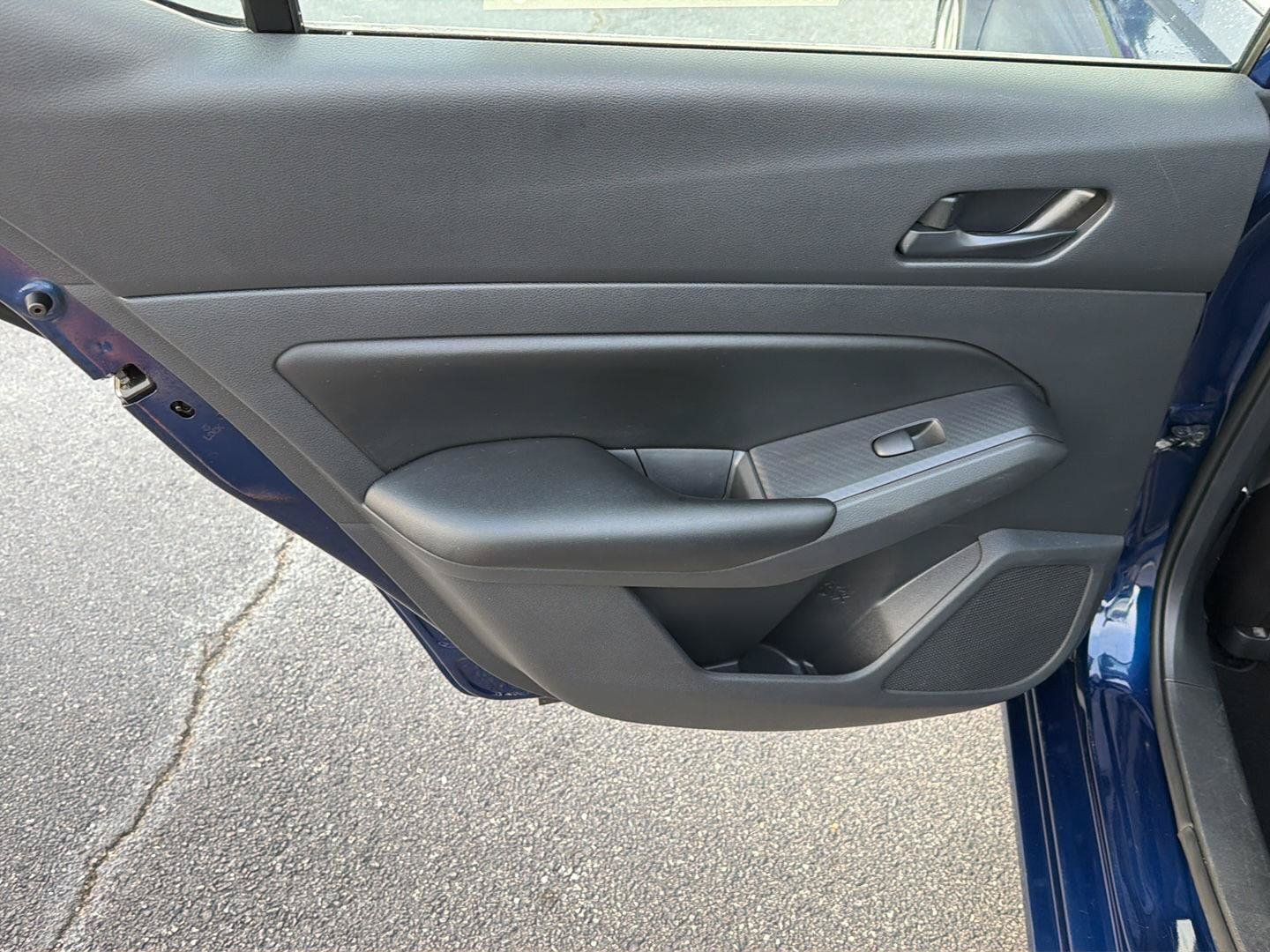 Used 2024 Nissan Altima 2.5 S FWD image 17