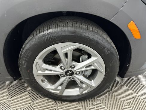 Used 2023 Hyundai Kona SEL FWD image 13