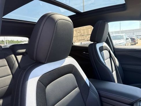 New 2026 Chevrolet Blazer EV LT AWD/4WD image 45