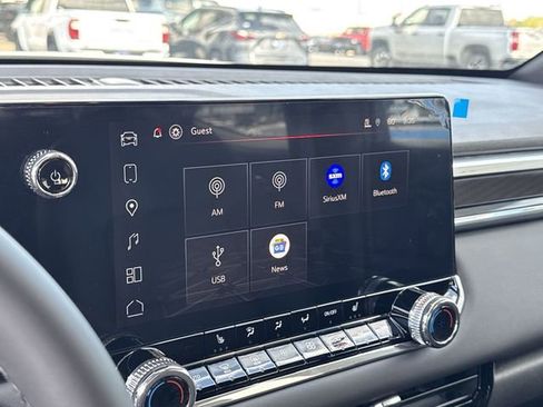 New 2026 GMC Canyon Elevation w/ Convenience Package image 18