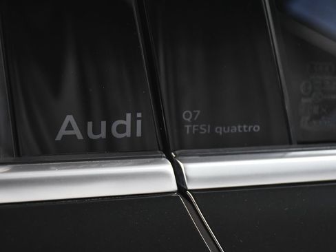 Used 2025 Audi Q7 3.0T Premium w/ Convenience Package AWD/4WD image 20