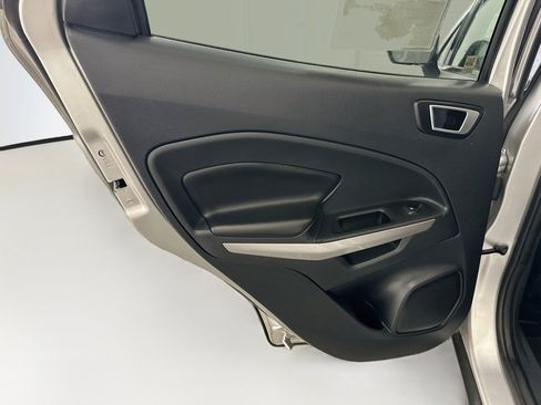 Used 2020 Ford EcoSport Titanium AWD/4WD image 28