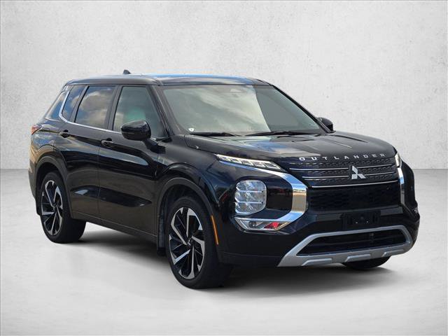 Used 2024 Mitsubishi Outlander SE FWD image 3