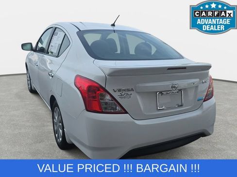 Used 2015 Nissan Versa SV FWD image 7