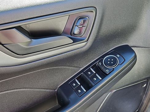 Used 2023 Ford Escape Active image 16