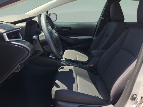 Certified 2024 Toyota Corolla LE FWD image 9