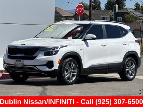 Used 2021 Kia Seltos S AWD/4WD image 8