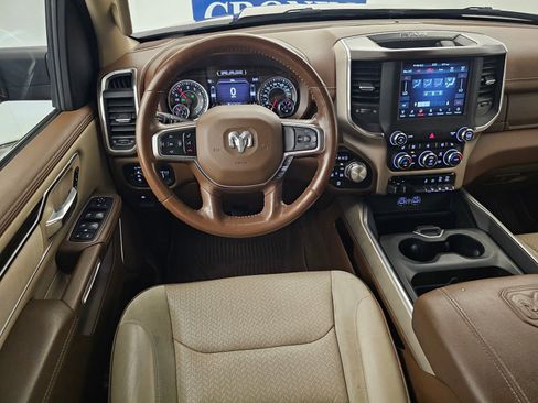 Used 2021 RAM 1500 Laramie AWD/4WD image 7