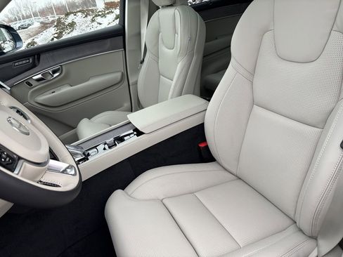New 2026 Volvo XC90 B6 Ultra w/ Protection Package AWD/4WD image 19