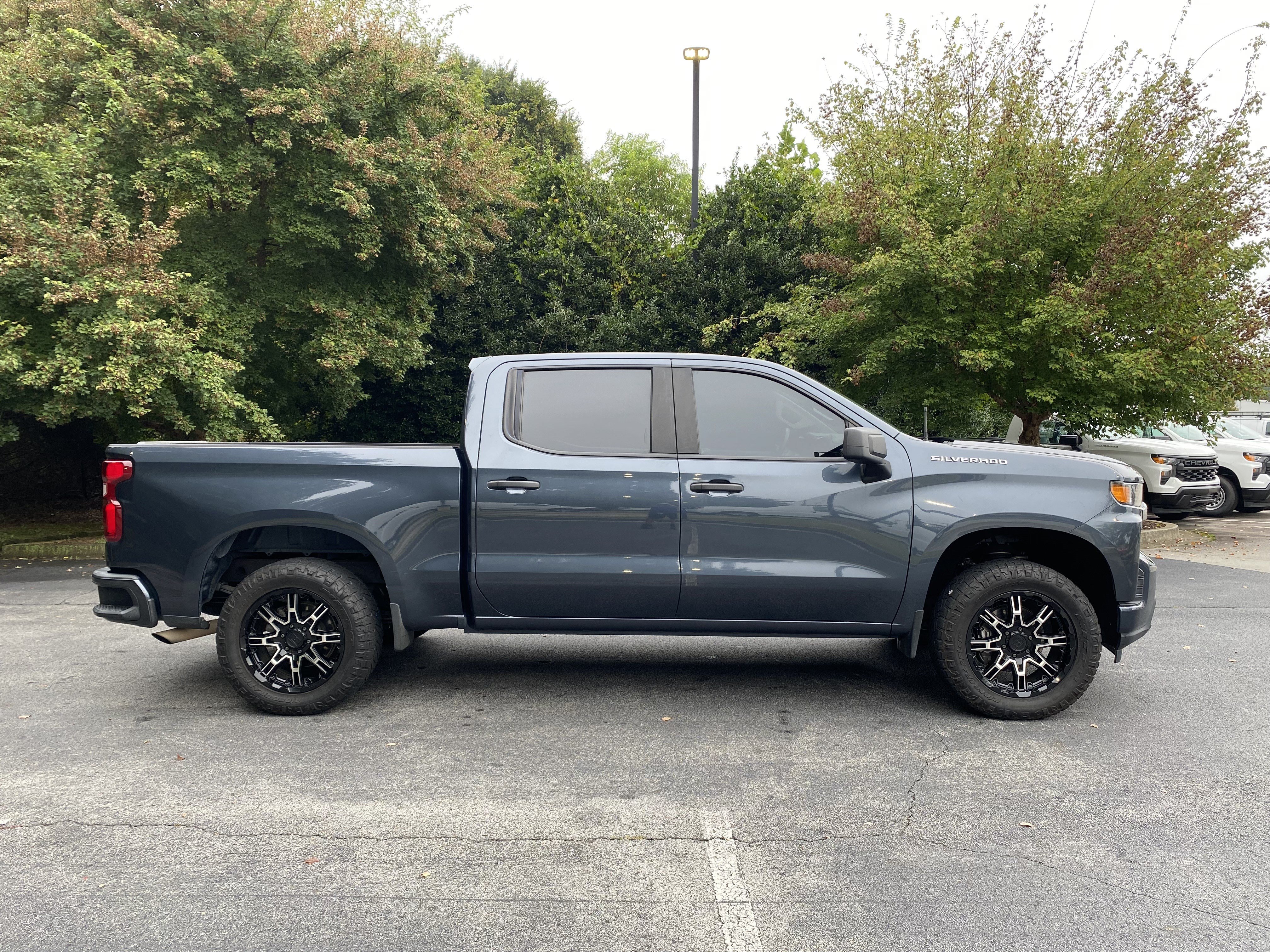 Used 2021 Chevrolet Silverado 1500 Custom w/ Safety Confidence Package RWD image 10