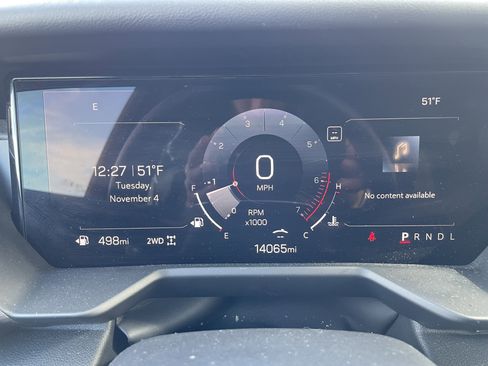 Used 2024 GMC Acadia Denali image 17