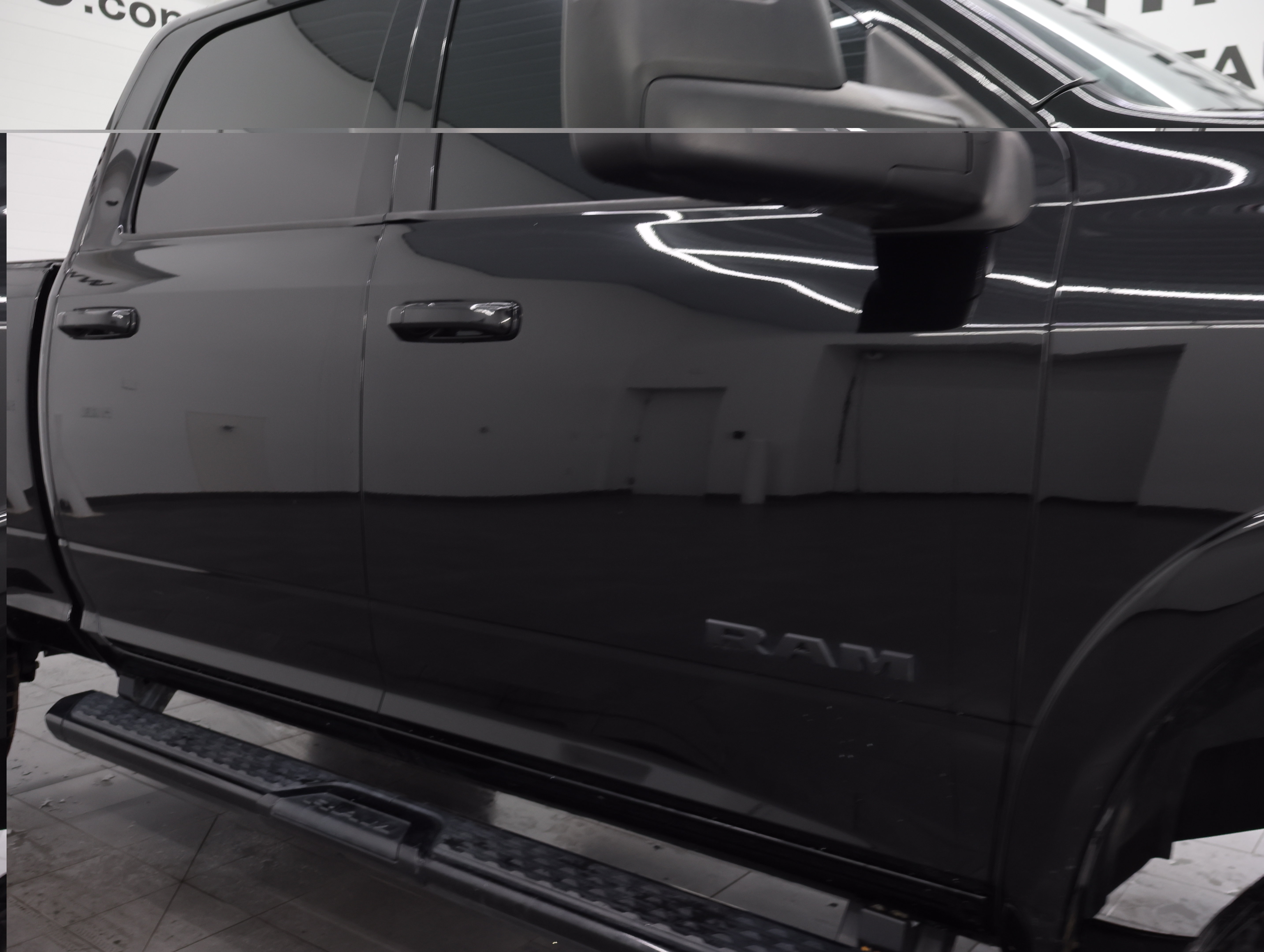 Used 2024 RAM 2500 Big Horn w/ Night Edition AWD/4WD image 23