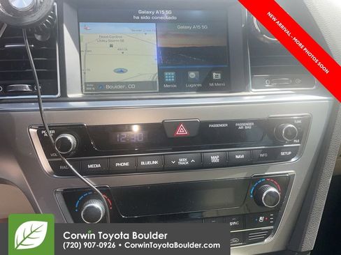 Used 2016 Hyundai Sonata Limited w/ Option Group 04 image 10