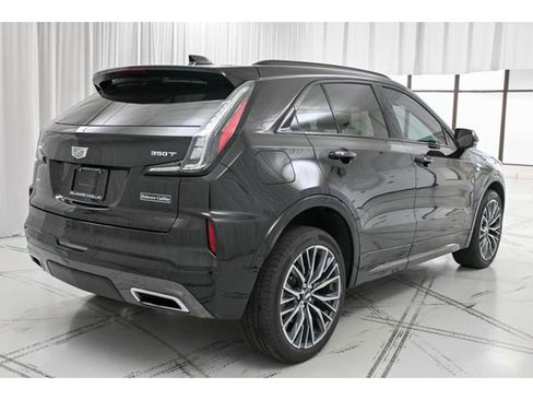 Used 2024 Cadillac XT4 Sport image 6