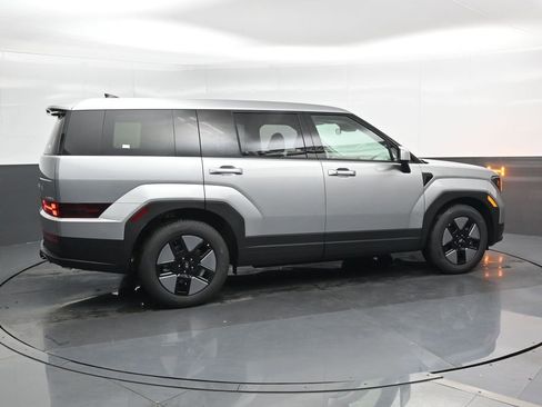 New 2026 Hyundai Santa Fe SE image 2