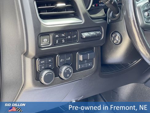 Used 2021 Chevrolet Suburban Premier w/ Premium Package image 7