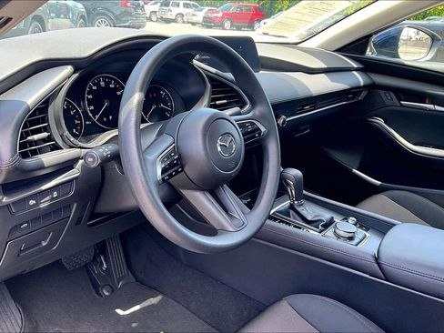 Certified 2025 MAZDA MAZDA3 s FWD image 9