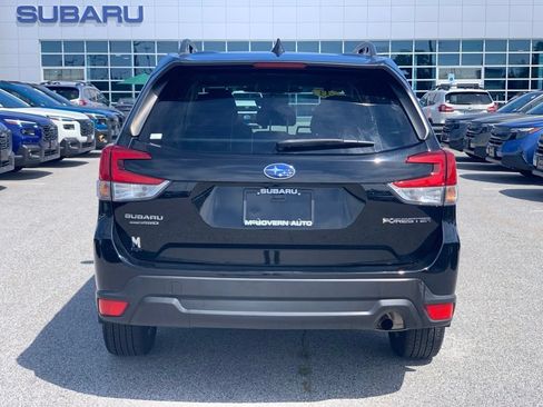 Used 2023 Subaru Forester Premium AWD/4WD image 5