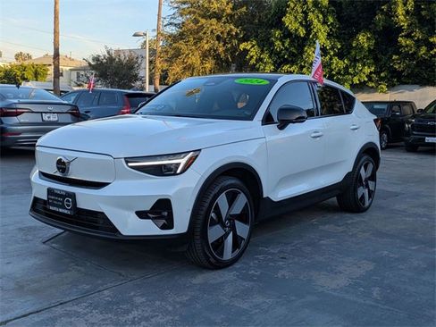 Certified 2024 Volvo C40 P8 Recharge Ultimate w/ Protection Package Premier image 7