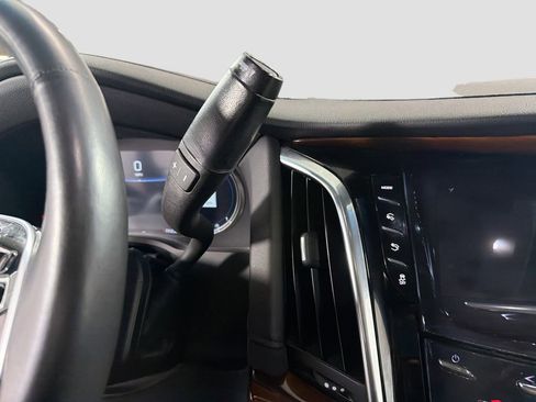 Used 2017 Cadillac Escalade Luxury AWD/4WD image 17