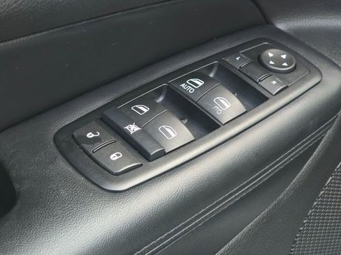 Used 2015 Jeep Grand Cherokee Laredo w/ Security & Convenience Group image 15