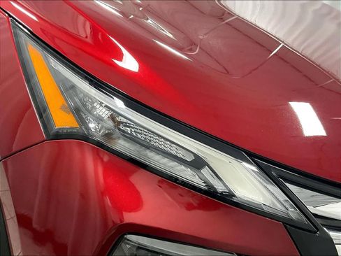 Used 2024 Nissan Rogue SV w/ SV Premium Package image 33