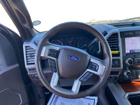 Used 2020 Ford F250 King Ranch w/ King Ranch Ultimate Package AWD/4WD image 13