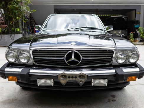 Used 1989 Mercedes-Benz 560 SL image 13