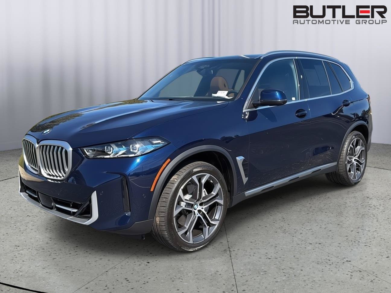 Used 2024 BMW X5 sDrive40i w/ Premium Package RWD image 1