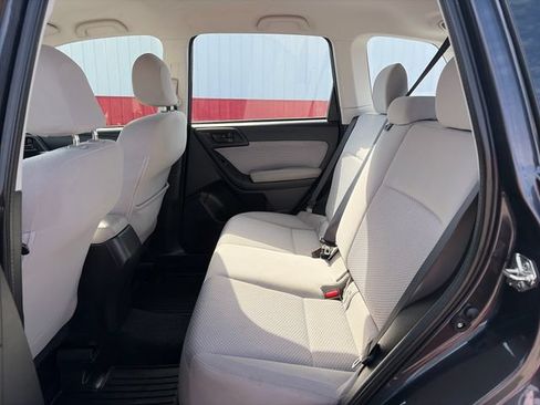Used 2017 Subaru Forester 2.5i w/ Popular Package #2A AWD/4WD image 37
