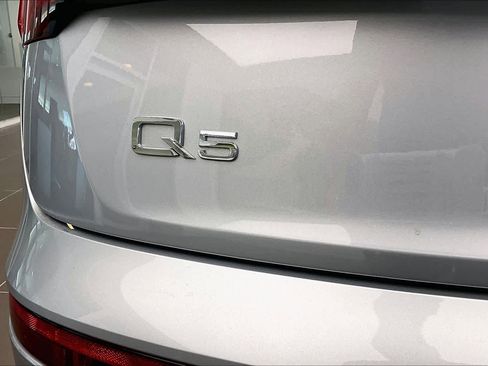 Certified 2025 Audi Q5 2.0T Premium Plus w/ Premium Plus Package image 32
